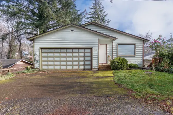 916 NE Douglas, Newport, OR 97365