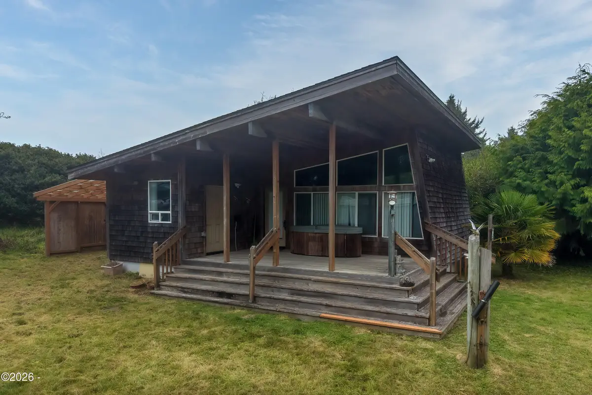 1041 SW Wakonda Beach, Waldport, OR 97394 - #1