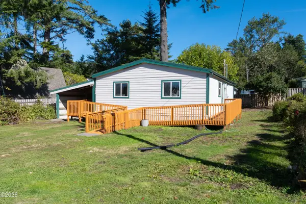 1016 S Dolphin, Rockaway Beach, OR 97136