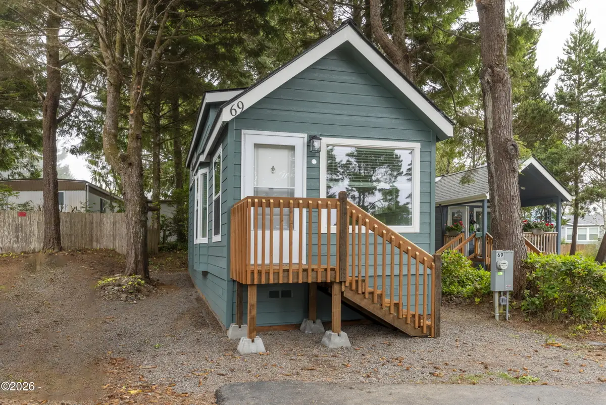 4875 N Hwy 101, Depoe Bay, OR 97341 - #1