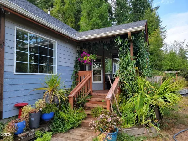 1855 NE Mossy Loop, Toledo, OR 97391