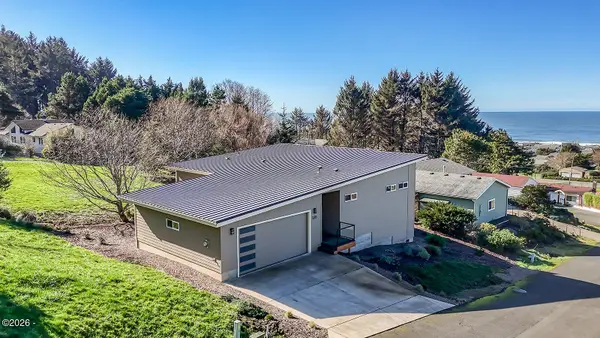 220 Windsong, Yachats, OR 97498