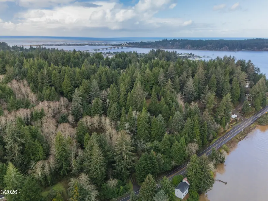 1625 E Alsea Hwy, Waldport, OR 97394 - #3