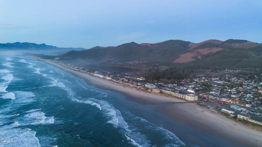 177 S Dolphin, Rockaway Beach, OR 97136 - #3