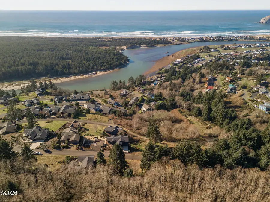 TL 8000 Pacific Seawatch Brooten Mountain Loop, Pacific City, OR 97135 - #3