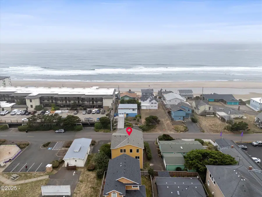 3208 NW Jetty, Lincoln City, OR 97367 - #2