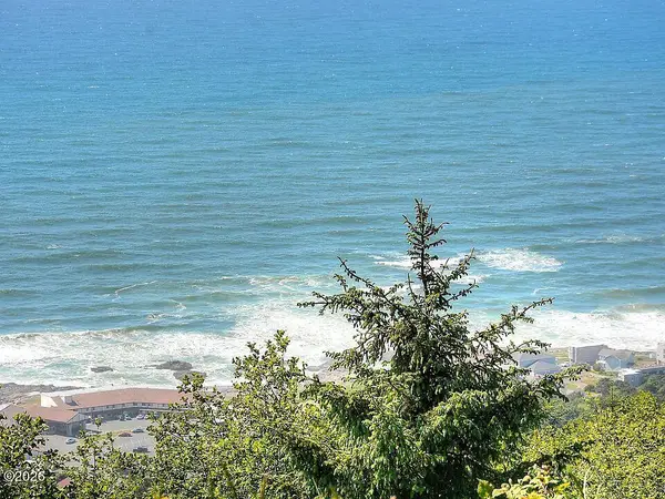 TL 1600 Keenah, Yachats, OR 97498