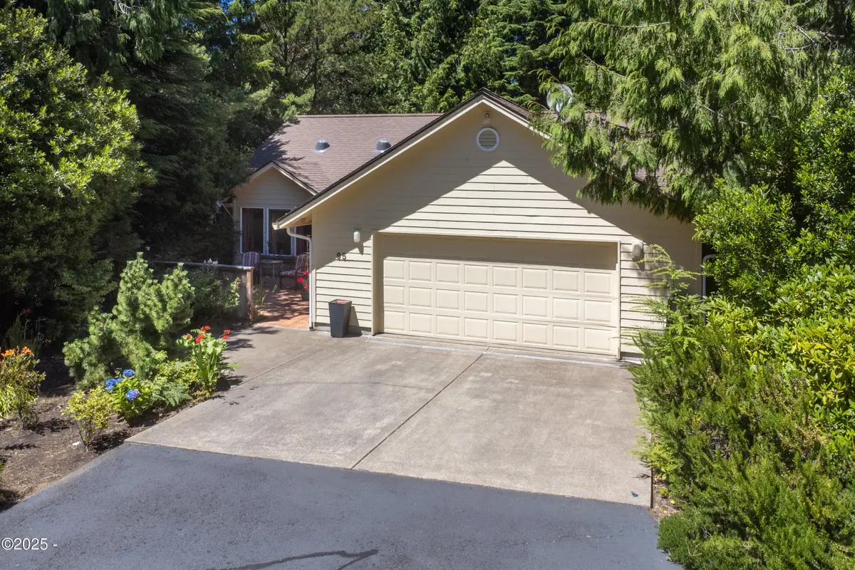 95 SW Cormorant, Depoe Bay, OR 97341 - Image #1