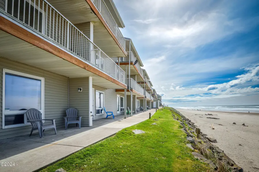 171 SW Hwy 101, Lincoln City, OR 97367 - #2