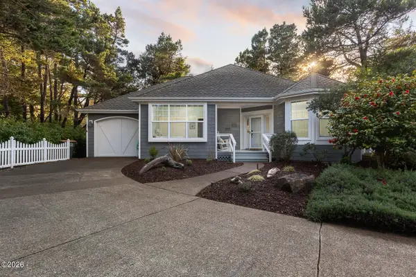 6315 SW Arbor, Newport, OR 97366