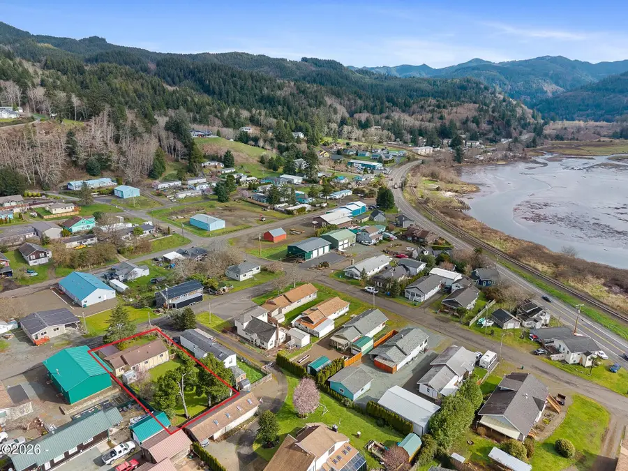 111 Cypress, Garibaldi, OR 97118 - #2