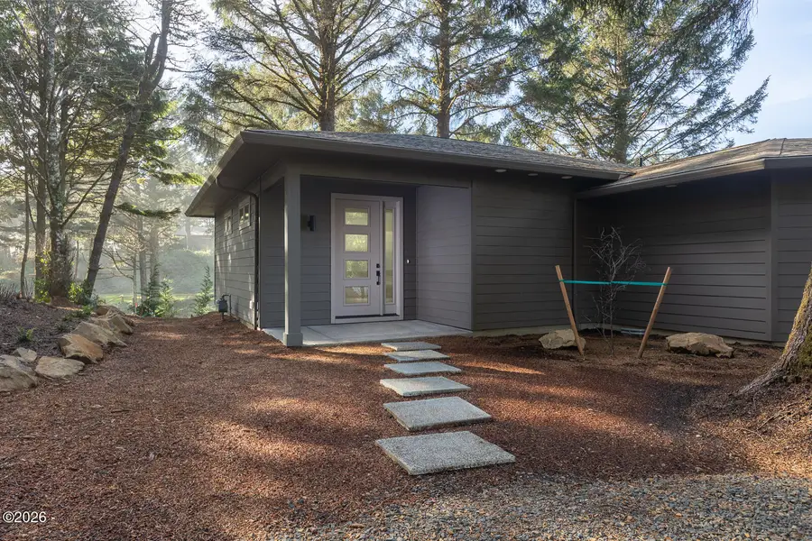 105 W Bay Point Rd, Gleneden Beach, OR 97388 - #3
