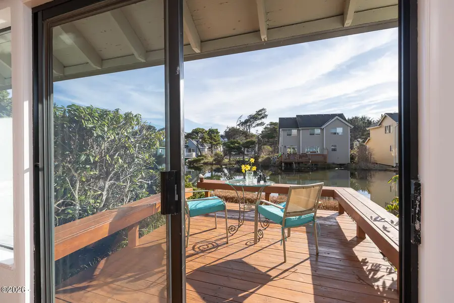 180 SE Hwy 101, Lincoln City, OR 97367 - #3