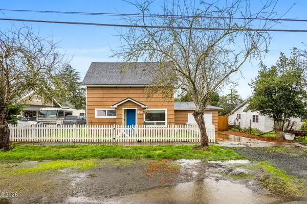 456 Log Cabin, Independence, OR 97351