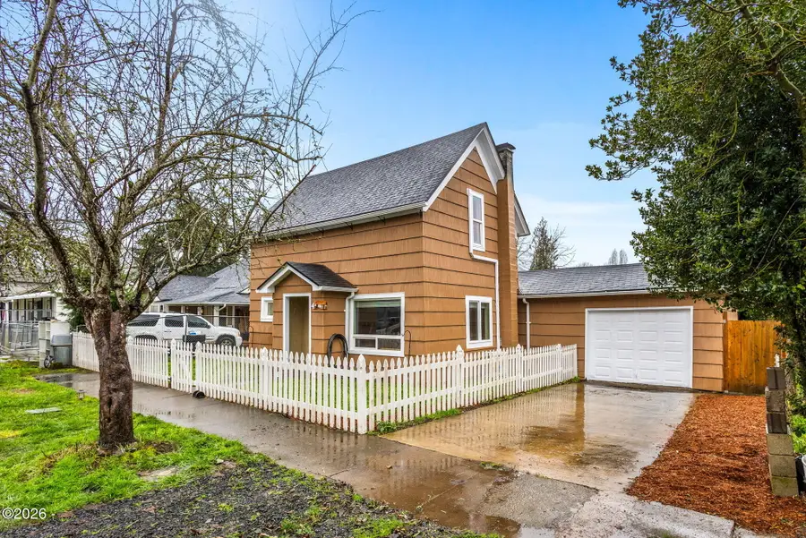 456 Log Cabin, Independence, OR 97351 - #2