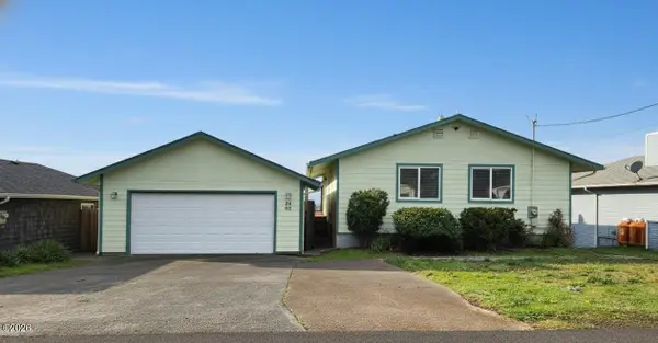 2406 NW Convoy, Waldport, OR 97394