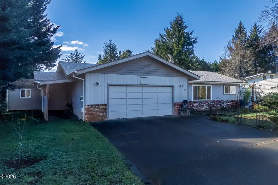 256 NE 56th, Newport, OR 97365 - #2