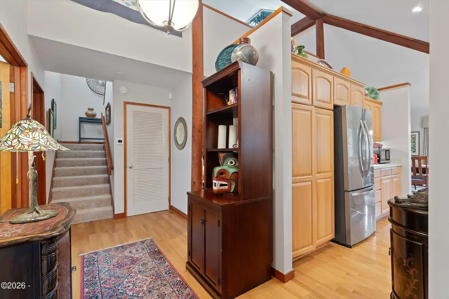 600 Island, Lincoln City, OR 97367 - Image #3