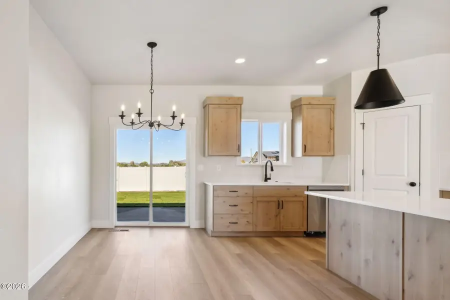 937 Sierra, Vale, OR 97918 - #3