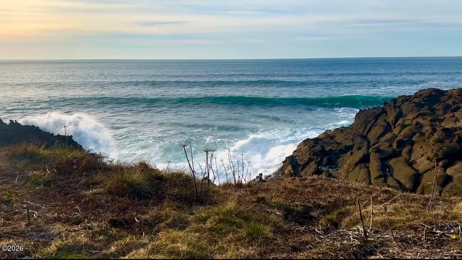 89 Breakers Scarp, Depoe Bay, OR 97341 - #3