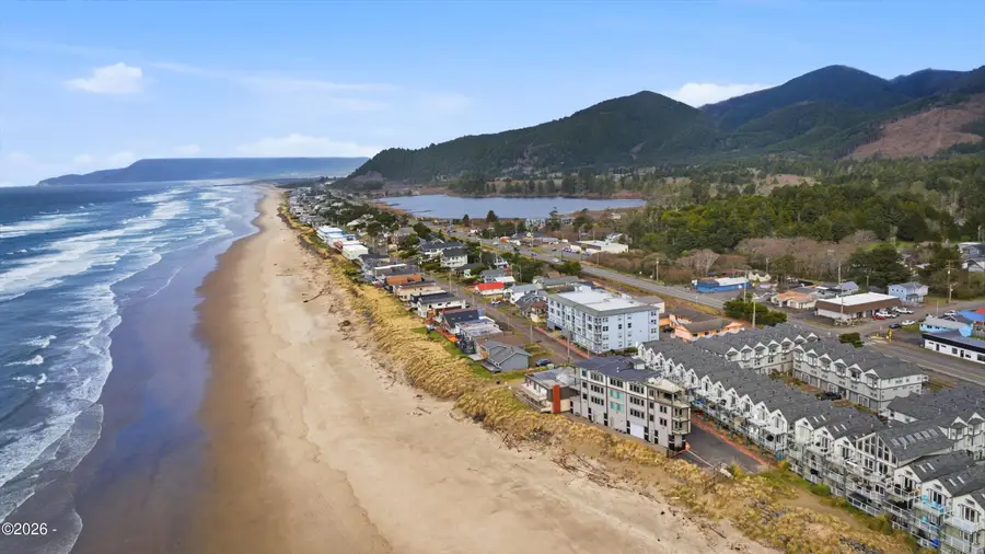 300 N Pacific, Rockaway Beach, OR 97136 - #2