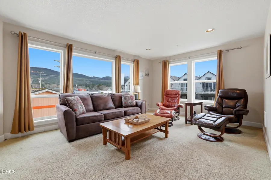 300 N Pacific, Rockaway Beach, OR 97136 - #3