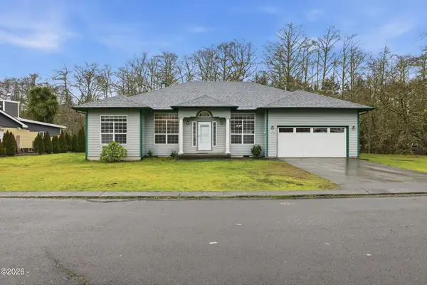 1050 Peacock, Hammond, OR 97121