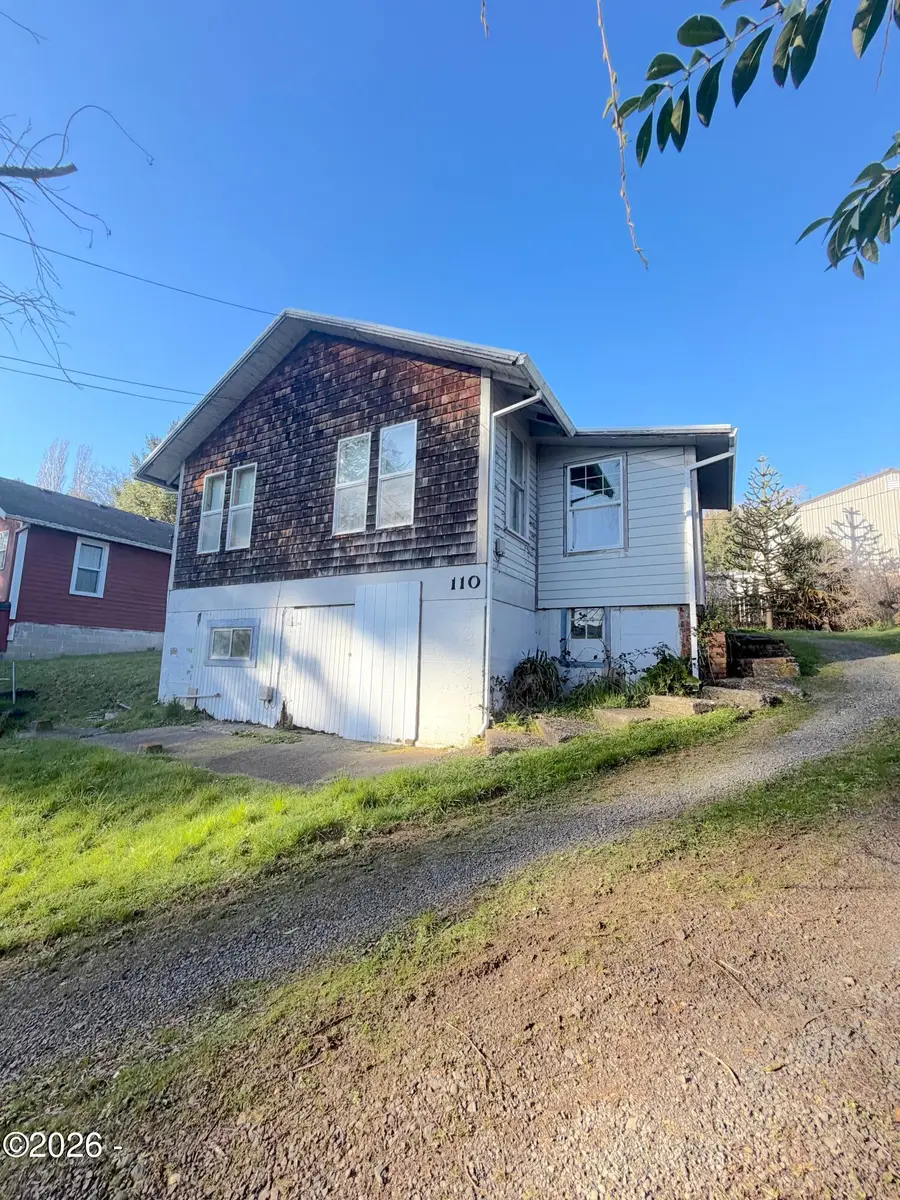 110 Driftwood, Garibaldi, OR 97118 - #2