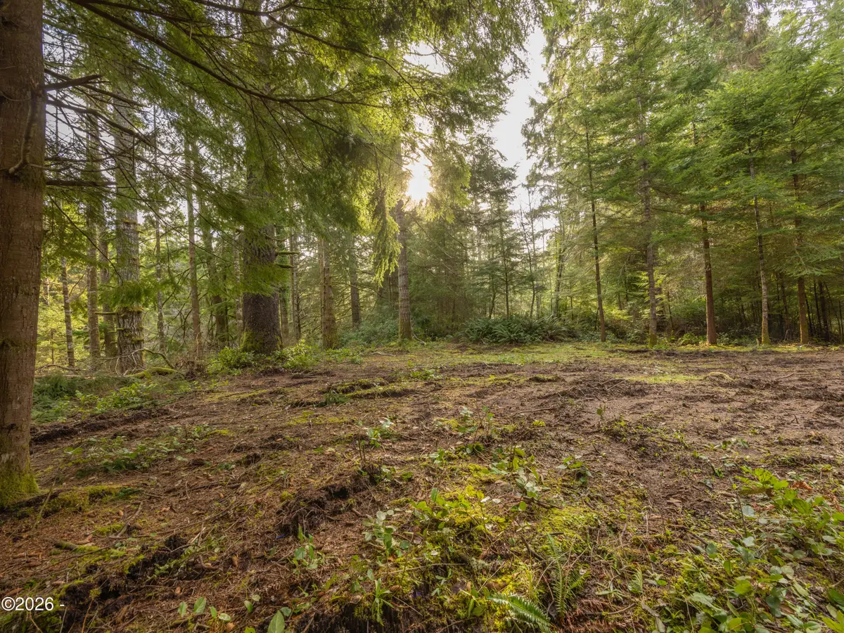 400 SE 98th, Newport, OR 97366 - Image #1