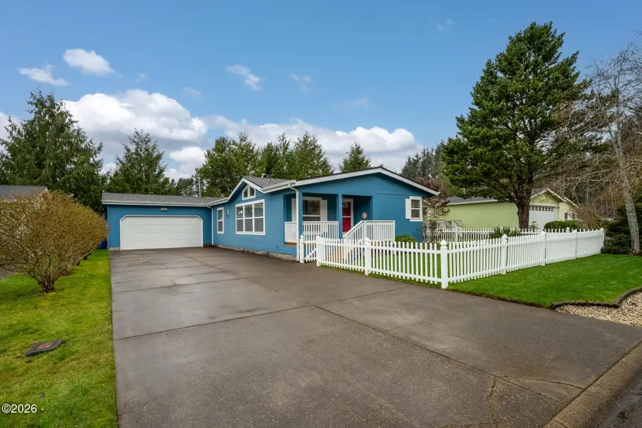 370 SE Anchor, Depoe Bay, OR 97341 - #2