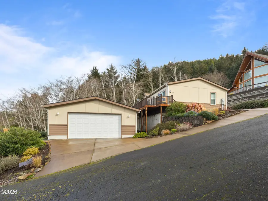 257 Windsong, Yachats, OR 97498 - #2