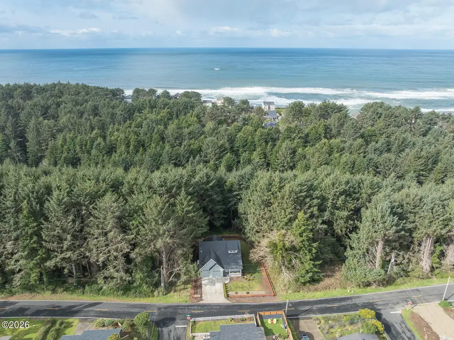 1521 SW Fleet, Lincoln City, OR 97367 - #2