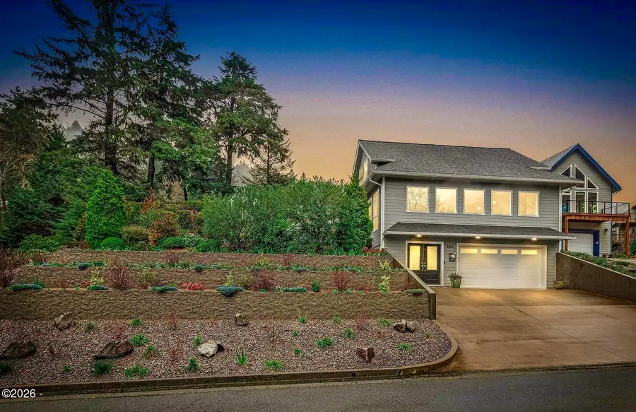 161 Combs, Yachats, OR 97498 - #2