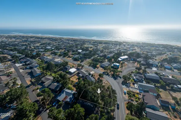 2017 NW Bayshore, Waldport, OR 97394