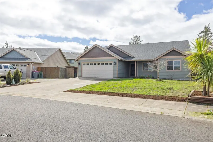 371 SW Kalmia, Warrenton, OR 97146 - #2