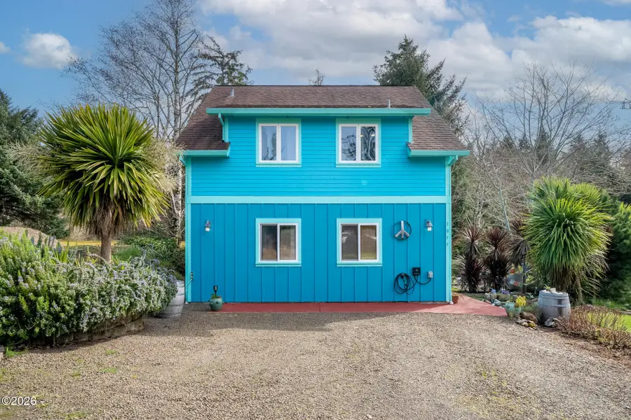 1055 Phelps, Tillamook, OR 97141 - #2