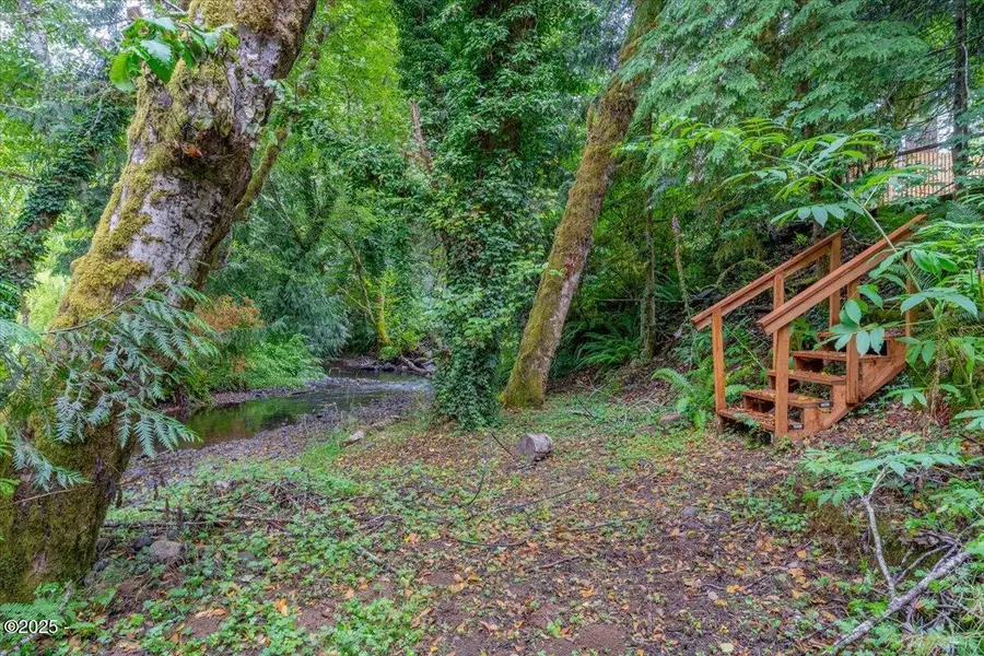 566 Bear Creek, Otis, OR 97368 - #2