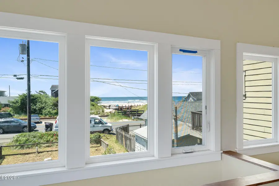 552 U.s. 101, Rockaway Beach, OR 97136 - #3