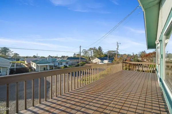 126 N Harbor, Rockaway Beach, OR 97136