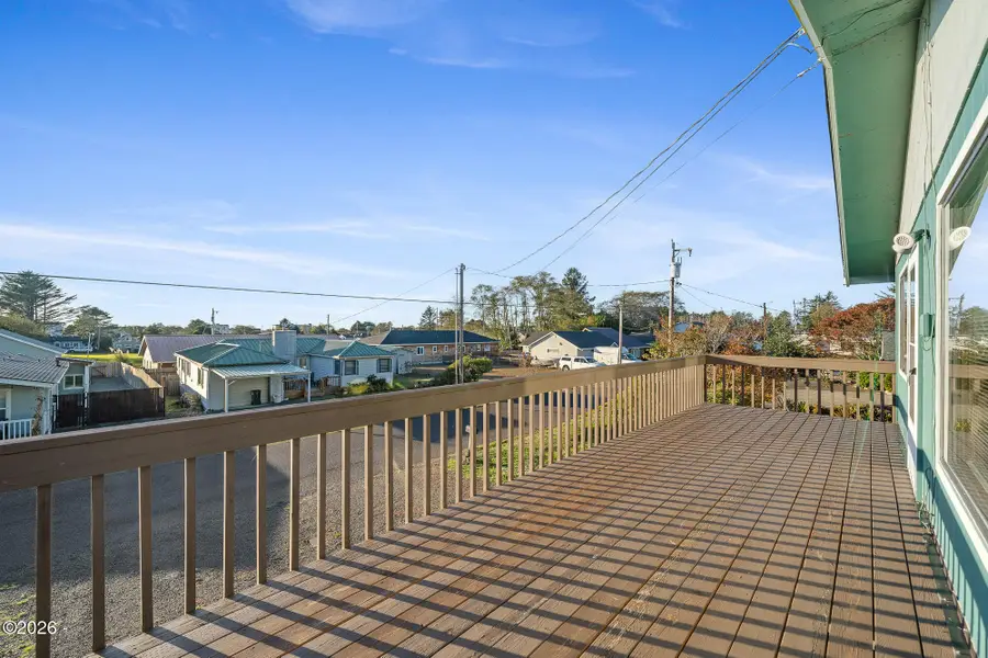 126 N Harbor, Rockaway Beach, OR 97136 - #2