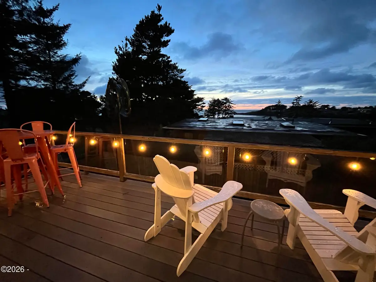 15 Shell, Yachats, OR 97498 - #1