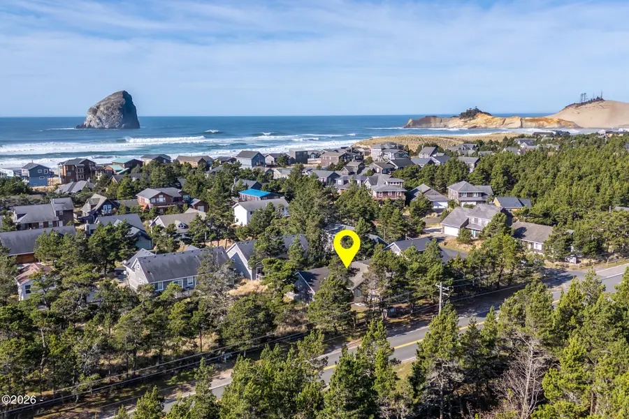 34320 Cape Kiwanda, Pacific City, OR 97135 - #2