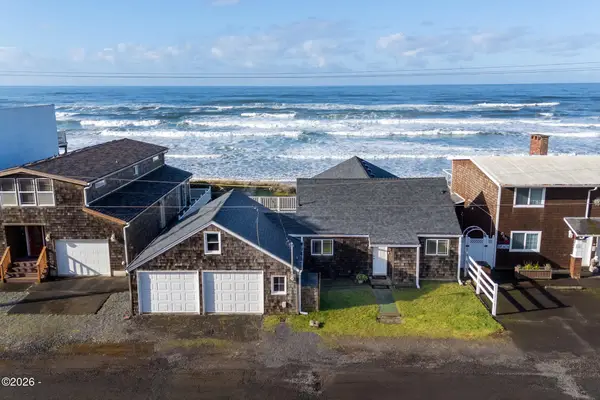 633 N Pacific, Rockaway Beach, OR 97136