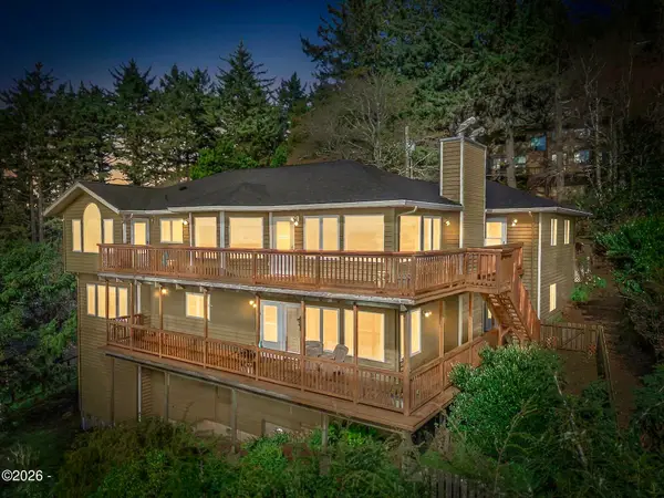 407 King, Yachats, OR 97498