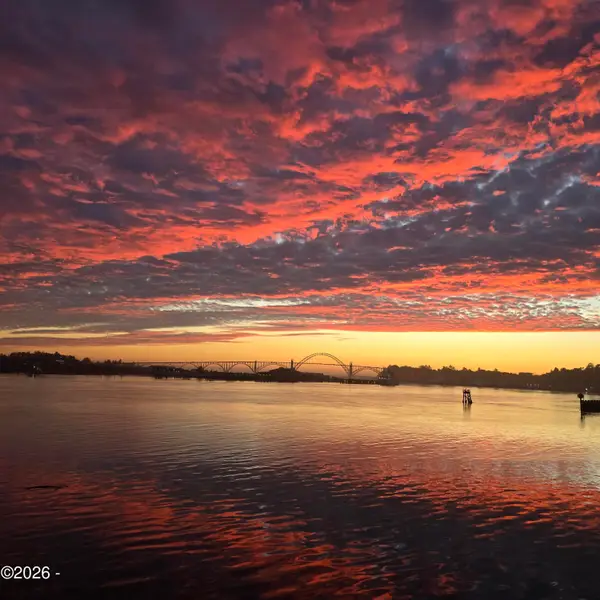 1000 SE Bay, Newport, OR 97365