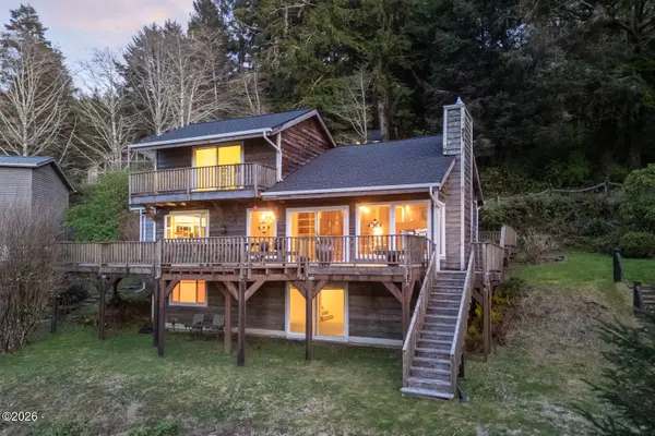 5300 S Fairway, Neskowin, OR 97149