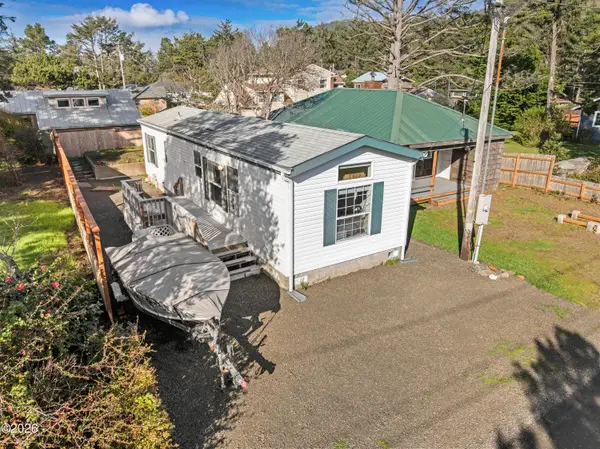 5860 Holly, Cloverdale, OR 97112