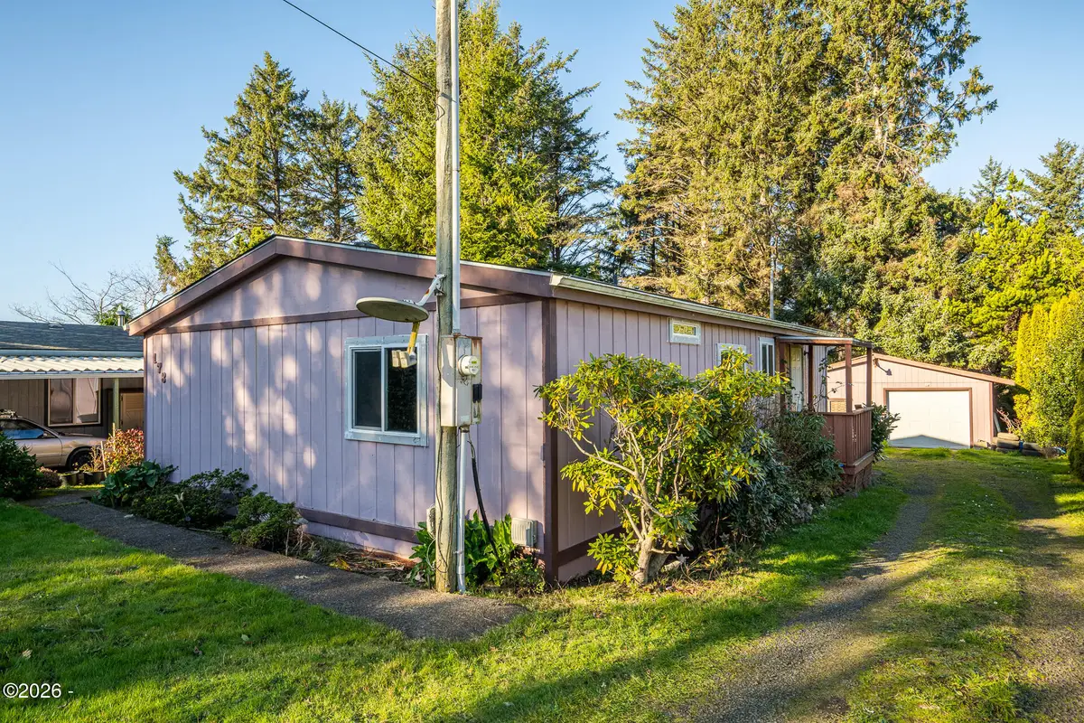 173 NE 57th, Newport, OR 97365 - Image #1