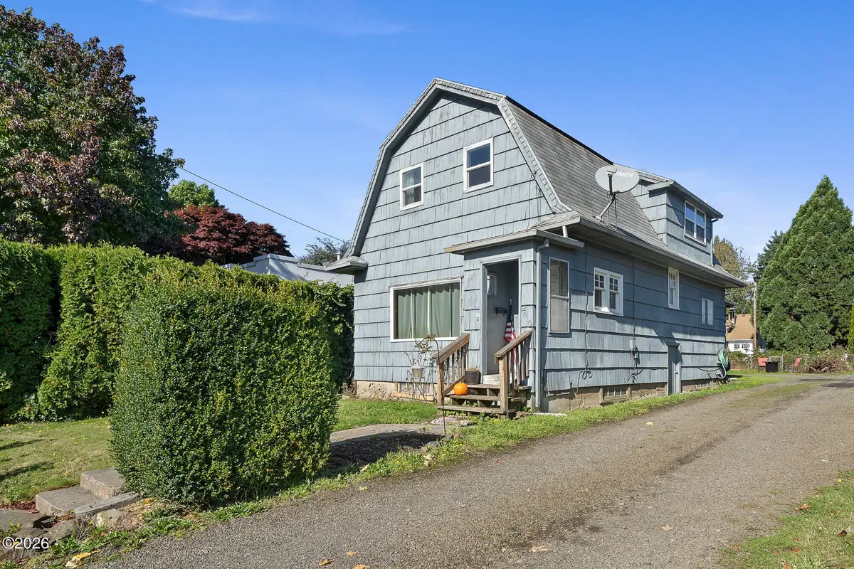 2410 3rd, Tillamook, OR 97141 - #1