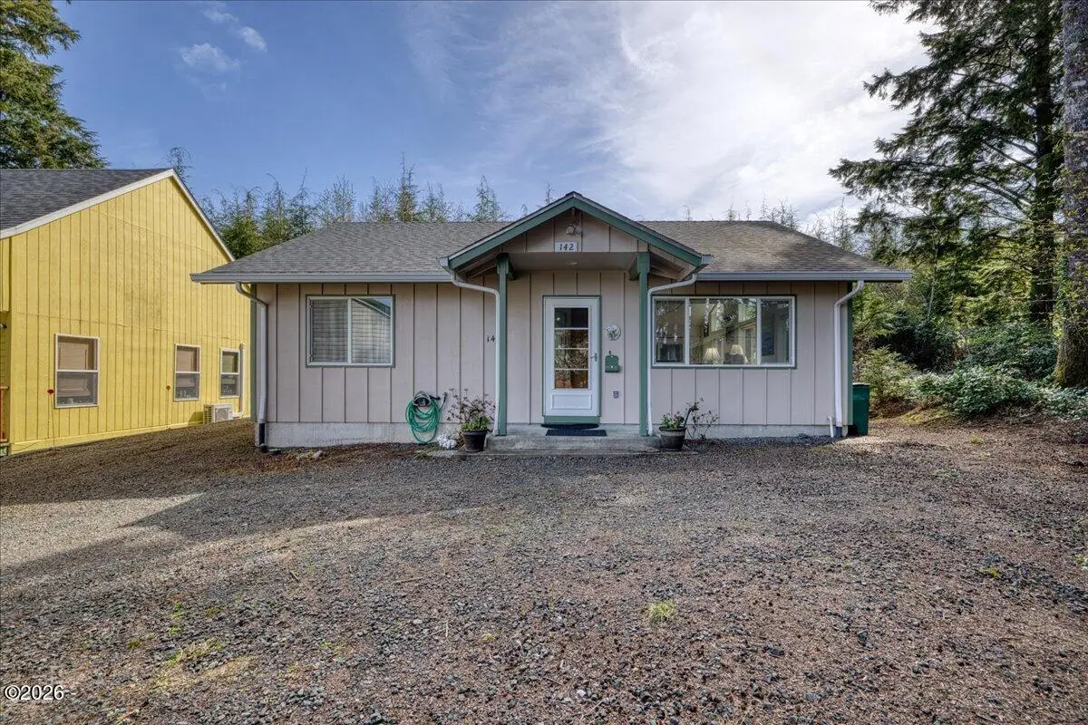 142 S Quadrant, Rockaway Beach, OR 97136 - #1